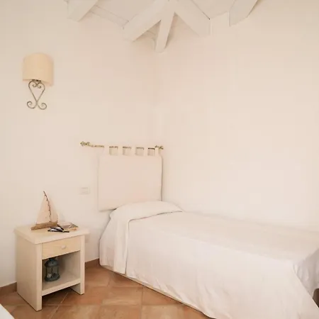 Leucia Cervo By Klodge Porto Cervo